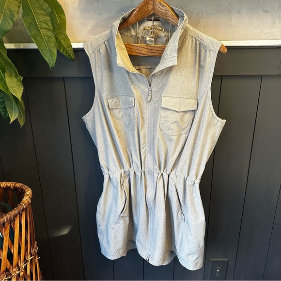 Duluth Trading Co Tops - Duluth‎ Trading Co Sol Survivor Sun Protection Tunic Vest Gray Full Zip XXL